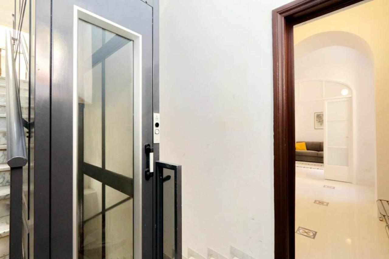 Carlo Alberto Apartment Rom